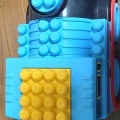 知育玩具トーマス メガブロックの画像