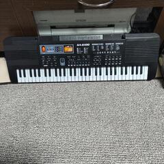おもちゃピアノ