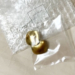 新品同様✨ ゴールド クリップ イヤリングの画像