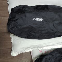 売価約24000円　可変　ダンベル２本セット　ワンタッチは便利　毎日のことなので　ネジ式には戻れません　５ポンドから５０ポンド、キロでは約２．３から２２．６キロの画像