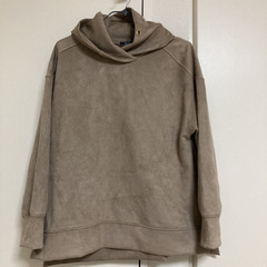 ハッシュアッシュのパーカー　プルオーバー