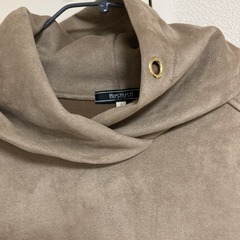 ハッシュアッシュのパーカー　プルオーバーの画像