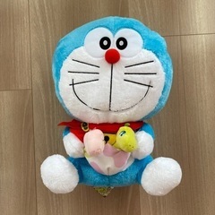 ドラえもん　ぬいぐるみ