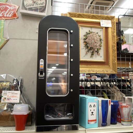 サンコー 自販機型電子保冷庫「俺の自販機 」SCSMVMFH【モノ市場 知立店】147