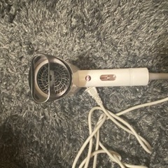 美品　ドライヤーの画像