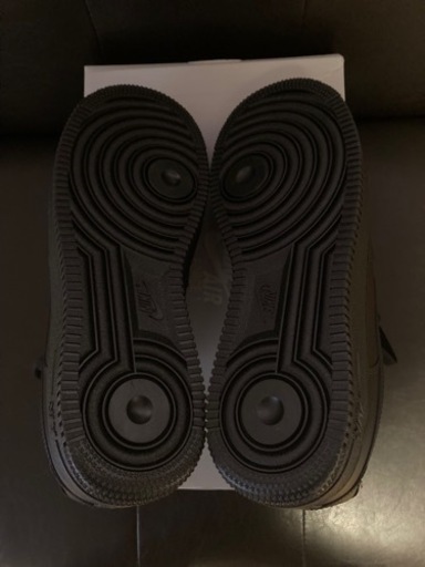 【新品未使用】ナイキ　エアフォース1   ブラック  25.5cm