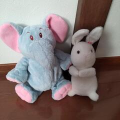 ぞうさんとウサギのぬいぐるみセット