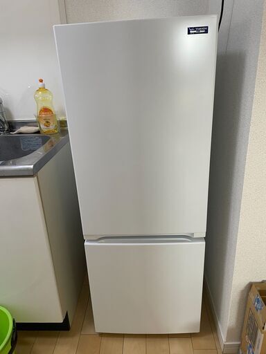 【ほぼ新品】冷蔵庫 （156L/右開き）