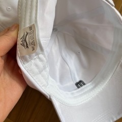 キャップ帽子 男女　カップルの画像