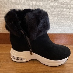 厚底インソールスニーカーお譲りしますの画像