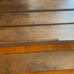 【値下げ2万円】【急募】ELEMENTS フロアタイル 置くだけ フロアマット 敷くだけ タイル フローリング材 床材 タイルカーペット DIY リフォーム ヨーロピアンオークの画像