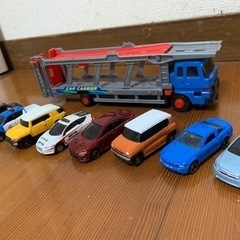 トミカ　カーキャリア　車8台