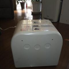 ナカバヤシ 電動シュレッダー CD/DVD対応 の画像