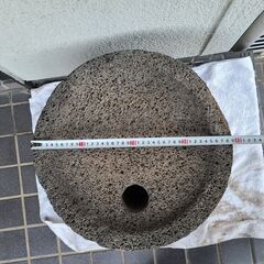 碾臼・挽臼・引臼・碾き臼・挽き臼・引き臼・石臼・石うす・庭石・ガーデニング・庭飾り・漬物石・飛び石・古民具の画像