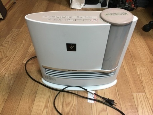 シャープ加湿セラミックファンヒーター中古格安♪