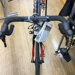 M-97【ご来店頂ける方限定】CANNONDALEのロードバイクです