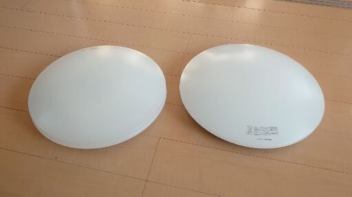 【すみません。人がき過ぎました。中断】ＬＥＤ　シーリングライト　２基あります。　一つの価格