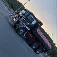 10tダンプ売ります