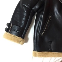 新品同様✨ ムートンレザージャケットの画像