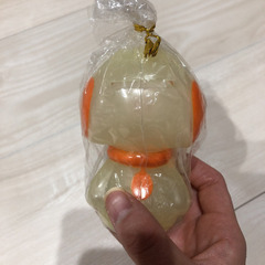 スヌーピのブランケットと貯金箱ダニエルぬいぐるみとはみがきこしぼりスタンド　5点セットの画像