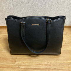 (お引渡し完了)使用数回のみ　美品バック♪
