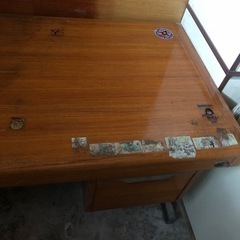 勉強机 シール貼あり  0円の画像