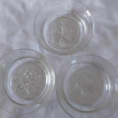 ②新品未使用 お花模様の硝子サラダ フルーツ器6鉢セット《取りに来てくださる方》の画像