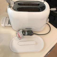 デロンギ　ポップアップトースターの画像