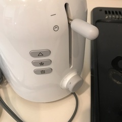 デロンギ　ポップアップトースターの画像