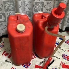 【取引決定】ポンプ付き灯油タンク 18L 2つ