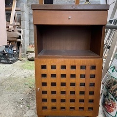 電話台