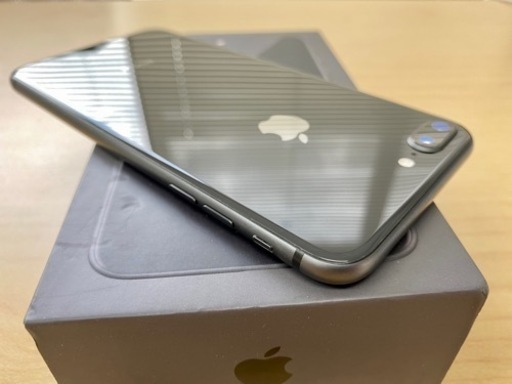最終値下げました〜iPhone8Plus 黒64GB