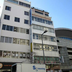 【なんば駅】徒歩４分の貸店舗です💙トイレあります🎗