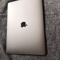 Macbook pro 2017 13\'\'まだあります