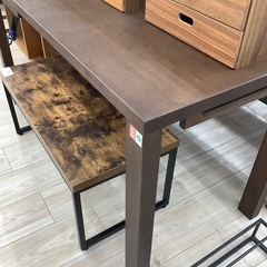 カリモクコンセント付きデスクのご紹介！（トレファク寝屋川）