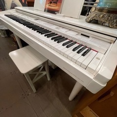 【売約済み】　YAMAHA ヤマハ　Clavinova クラビノーバ　ピアノ　piano cvp シリーズ　検　CLP CSP キーボード　演奏　電子ピアノ　イス　付き　おまけ　白　ホワイト　オフホワイト　エナメル　鍵盤　ワンオーナー　楽器　検　コルグ　KORG アバングランド　大型の画像