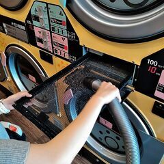 大阪市中央区／谷町六丁目店／コインランドリーの清掃員募集しております。／お気軽にお問い合わせください！の画像