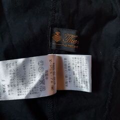 レディース黒ジャンバーの画像