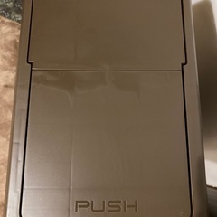 未使用品　30L フタ付きゴミ箱の画像