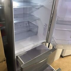 美品！！！　節約ＥＣＯモード搭載　３ドア冷蔵庫（２７０リッター）　３９，９８０円（税込み）の画像