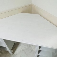 IKEA BRUSALI コーナーデスク②の画像