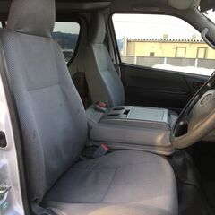 年式：平成17年 / 走行距離：212000 km / 修復歴：なし / 車検： 令和 4年8月／4WD／スタッドレスタイヤの画像