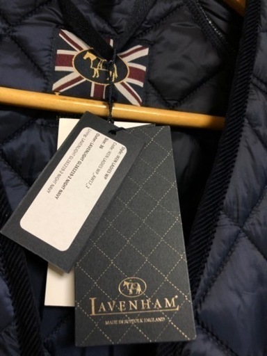 未使用新品　ラベンハムLavenham ノーカラー2インチダイヤモンドキルトコート lken ladies wp 36 レディース