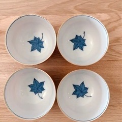 お話し中　赤巻雲錦　湯呑み　4つセットの画像