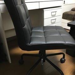 デスクチェアの画像