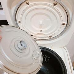 ニトリの炊飯器の画像
