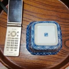 食器　一人暮らし　四角　小鉢　幅１２センチ　高さ７ｃｍ　★取りに来て頂ける方の画像