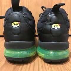 大人気！NIKE AIR VAPORMAX PLUS ヴェイパーマックス　27cm