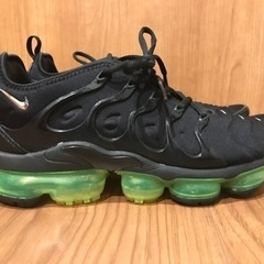 大人気！NIKE AIR VAPORMAX PLUS ヴェイパーマックス　27cm