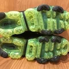 大人気！NIKE AIR VAPORMAX PLUS ヴェイパーマックス　27cm